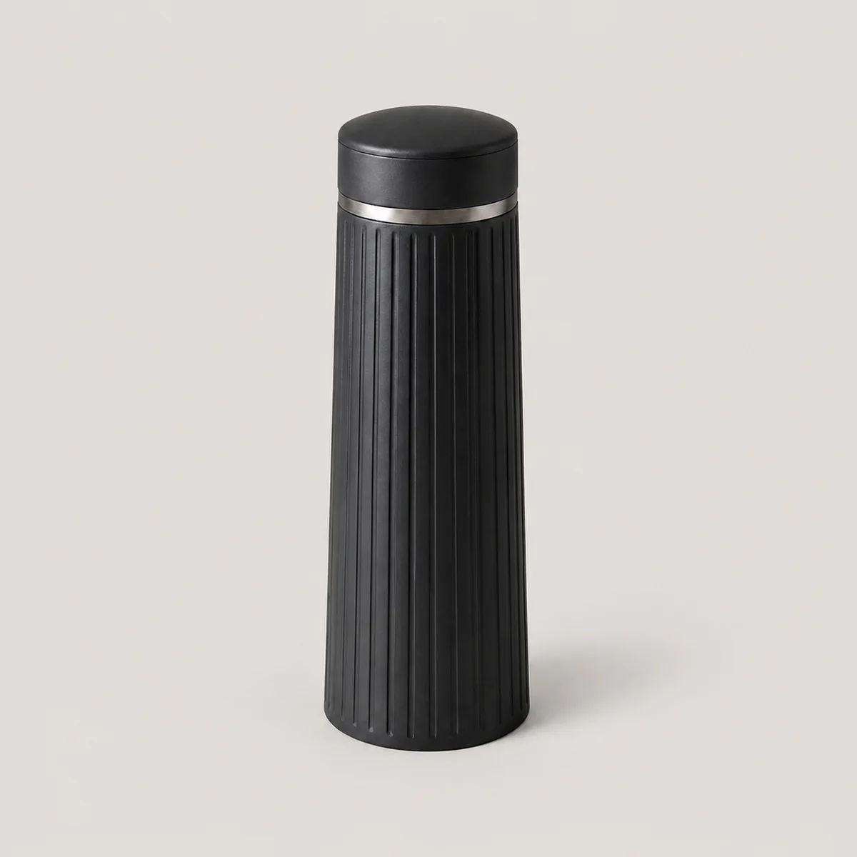 Ribbed bollard 2, the real-world character this definition is written to capture